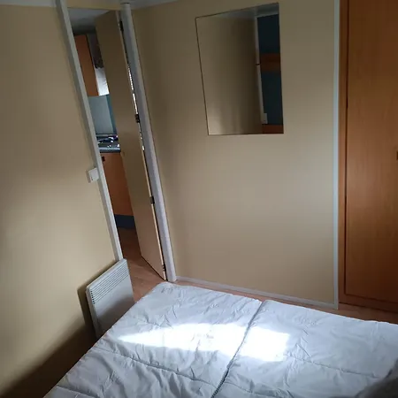 Parque de Campismo Les Lavandes, 2*