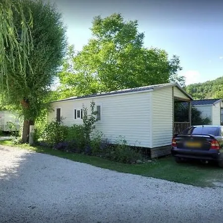 Les Lavandes, 2*
