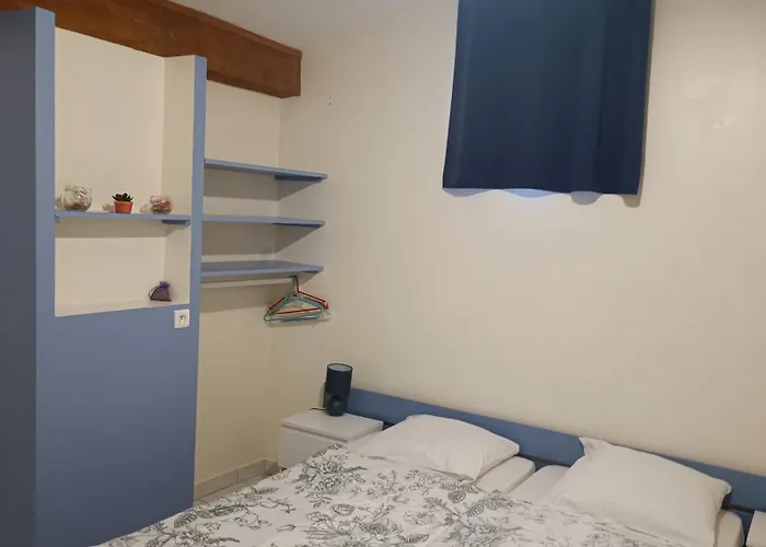 Les Lavandes, Camping 2*