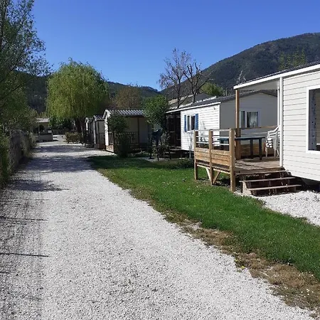 Les Lavandes, 2*