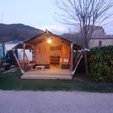 Kamp alanı Les Lavandes, Castellane