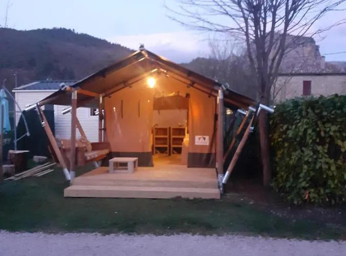 Kemping Les Lavandes, Castellane