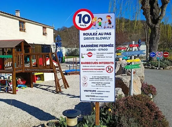 Les Lavandes, 2* Castellane